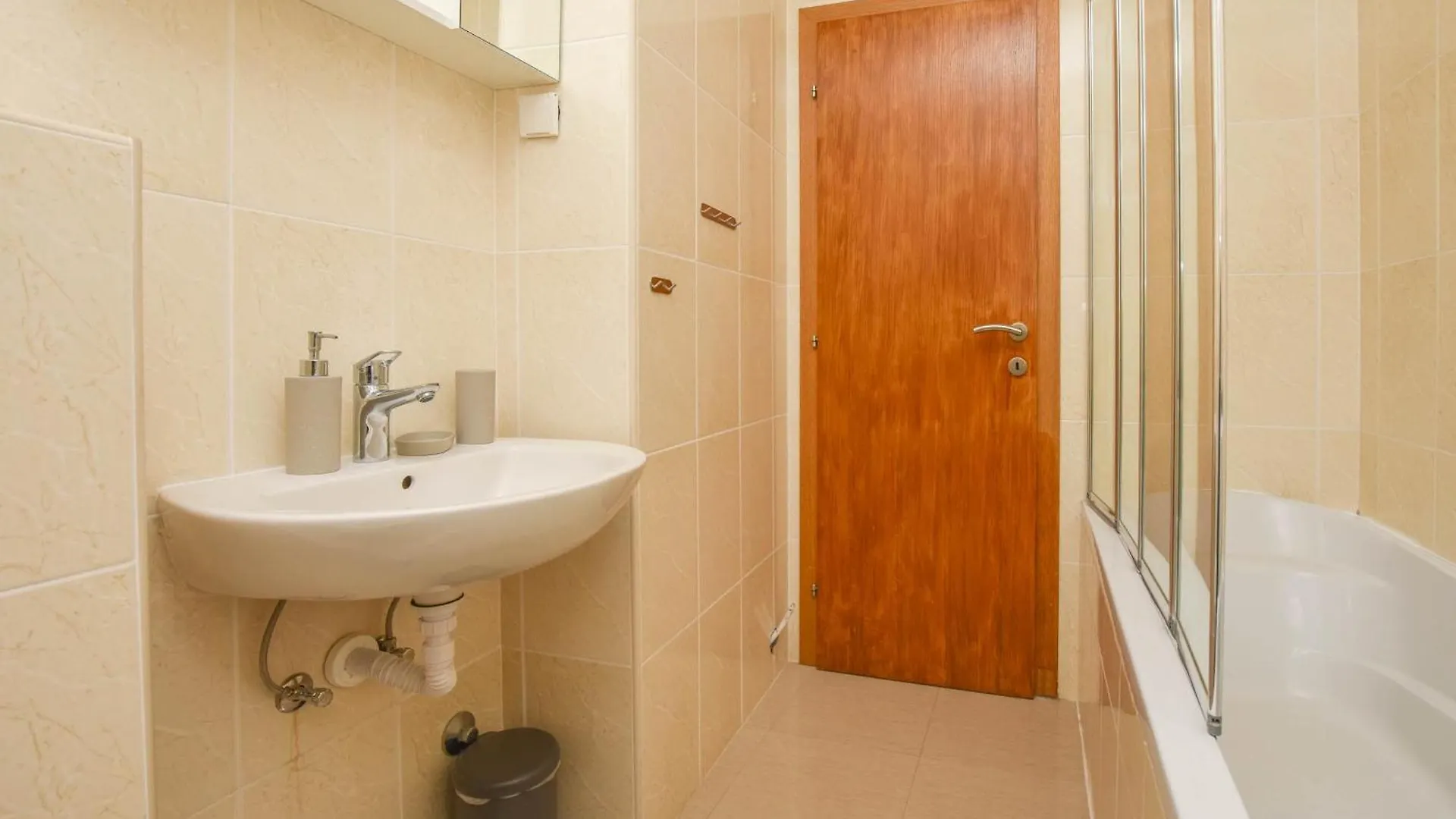 Apartment Amethist Biograd Na Moru 0*,